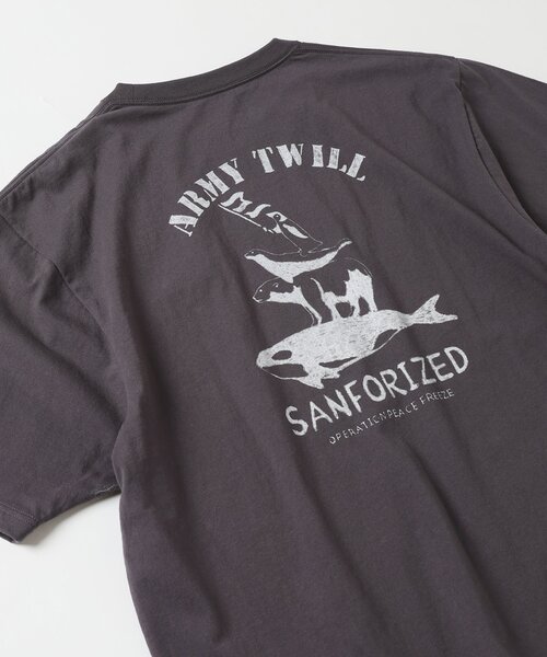 ARMY TWILL(アーミーツイル)の「ARMY TWILL / アーミーツイル 別注 プリントTシャツ(Tシャツ/カットソー・メンズ・ブラック系その他/グレー/ブラック/ホワイト×ホワイト/ホワイト/グリーン/ベージュ/オレンジ・MEDIUM/LARGE)」の20枚目の写真