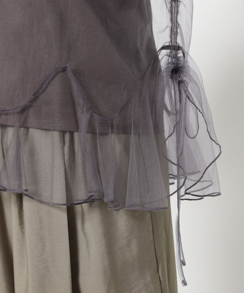 mysty woman（ミスティウーマン）の「チュールレイヤードT 575219（Tシャツ/カットソー・レディース・ブラック/オフホワイト/チャコールグレー・FREE）」の8枚目の写真