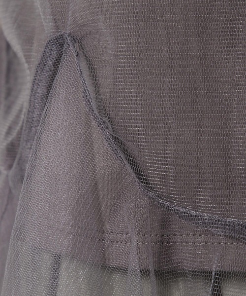 mysty woman（ミスティウーマン）の「チュールレイヤードT 575219（Tシャツ/カットソー・レディース・ブラック/オフホワイト/チャコールグレー・FREE）」の7枚目の写真