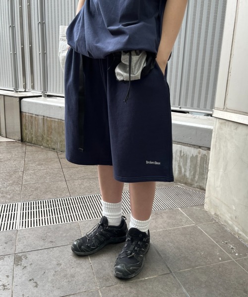 BROKEN BASE(ブロークンベース)の「ステッチロゴスウェットshorts setup(その他パンツ・メンズ・オフホワイト/ブラック系/ネイビー・MEDIUM/LARGE)」の3枚目の写真