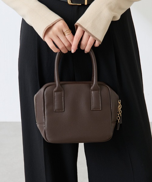 PAPILLONNER(パピヨネ)の「【OT】キューブバッグ(ショルダーバッグ・レディース・ダークブラウン/グリーン・FREE)」の12枚目の写真