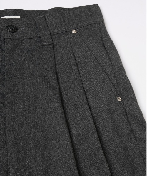 Jieda(ジエダ)の「TWO TUCK SLACKS(スラックス・メンズ・ブラック/グレー・1/2)」の12枚目の写真