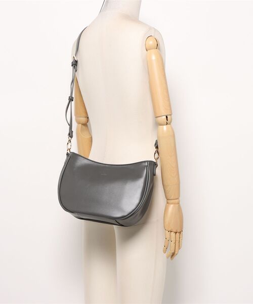 Jewelna Rose（ジュエルナローズ）の「JEWELNA by Jewelna Rose ムーンショルダーバッグ 16282（ショルダーバッグ・レディース・ブラック/グレイッシュベージュ/ダークグレー・FREE）」の17枚目の写真