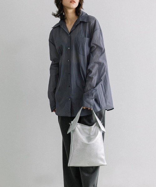 Beau're（ヴュレ）の「【BEAURE】カウレザー ショルダー付 2WAYトートバッグ B-25422（トートバッグ・レディース・シルバー/グレイッシュベージュ/ブラック・FREE）」の21枚目の写真