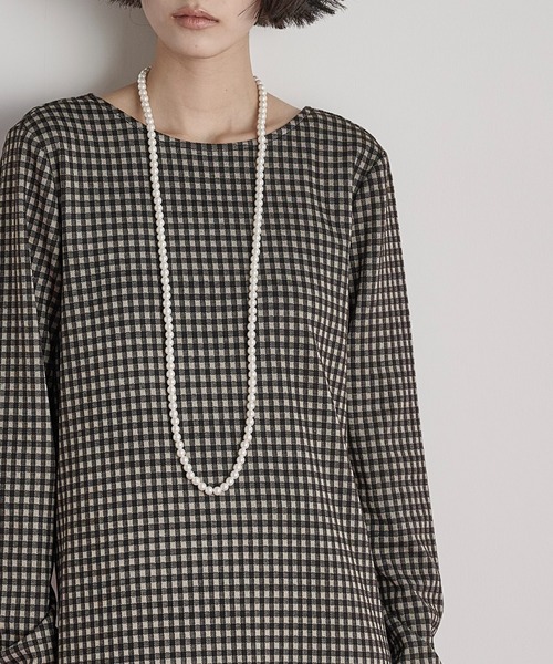 THE YOn（ザヨン）の「フィンガーホールチェックワンピース（ワンピース・レディース・ブラウン/ブラック・FREE）」の10枚目の写真