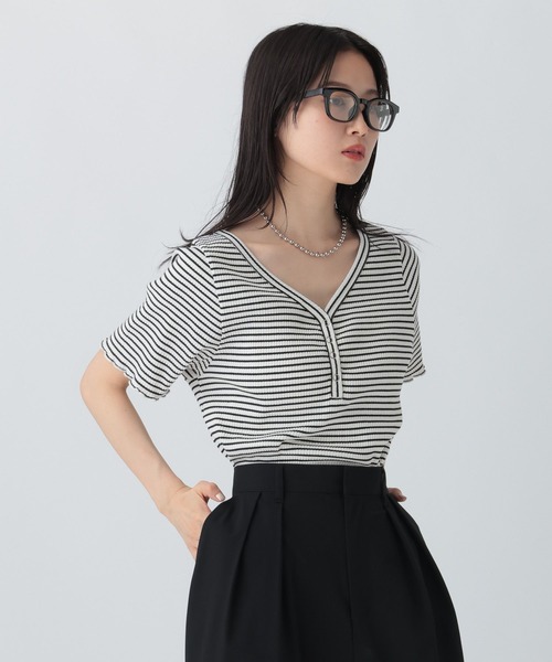 LEPSIM(レプシィム)の「テレコヘンリーネック5分袖 579278(Tシャツ/カットソー・レディース・ブラック/ブラウン/ブラック×ホワイト・FREE)」の11枚目の写真