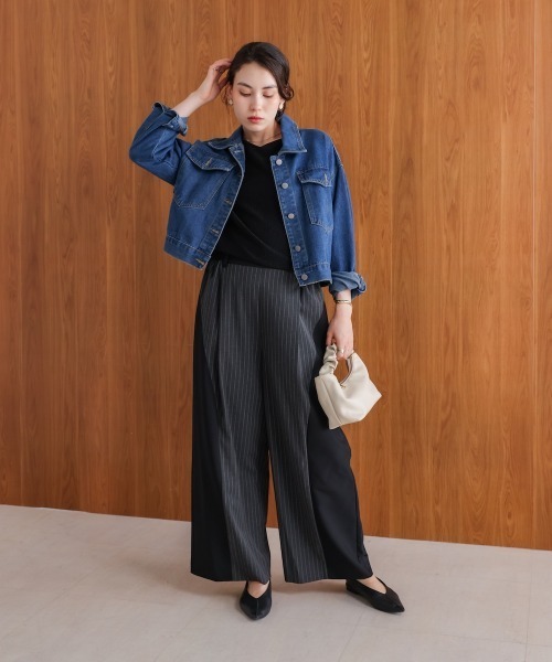 Bou Jeloud(ブージュルード)の「ショート丈デニムジャケット(デニムジャケット・レディース・ブラック/ライトブルー/ブルー・FREE)」の6枚目の写真