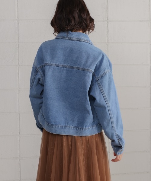 Bou Jeloud(ブージュルード)の「ショート丈デニムジャケット(デニムジャケット・レディース・ブラック/ライトブルー/ブルー・FREE)」の20枚目の写真