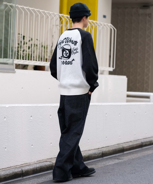 WEGO(ウィゴー)の「WEGO/ジャガードグラフィックプルオーバー(ニット/セーター・メンズ・チャコール/イエロー/その他3/その他2/その他1/グレー/オフホワイト/ダークグリーン/ホワイト系その他/ワイン/その他8/その他6/その他4/その他7/その他9/その他5・SMALL/LARGE/MEDIUM)」の19枚目の写真