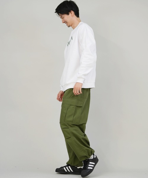 RVCA(ルーカ)の「RVCA/ルーカ BIG RVCA FADE CR スウェット BF042-002(スウェット・メンズ・スミクロ/ブラック×ホワイト/ホワイト×ブラック・M/S/L)」の5枚目の写真