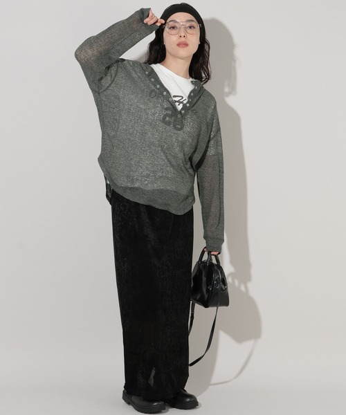 GEORGE'S(ジョージズ)の「シアーヘンリープルオーバー(Tシャツ/カットソー・レディース・ブラック/ブラウン/グレー・SMALL/MEDIUM)」の4枚目の写真