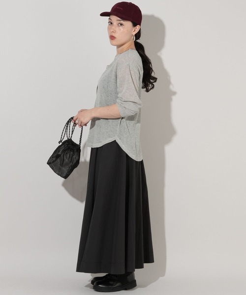GEORGE'S(ジョージズ)の「シアーヘンリープルオーバー(Tシャツ/カットソー・レディース・ブラック/ブラウン/グレー・SMALL/MEDIUM)」の17枚目の写真