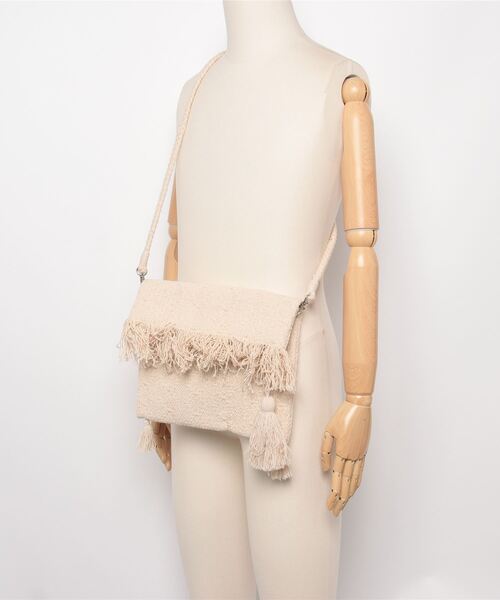 MAISON mou（メゾンムー）の「【Swaraj/スワラージ】2WAYスクェアサコッシュバッグ（手織り生地）（ショルダーバッグ・レディース・オフホワイト/ライトグレー・FREE）」の6枚目の写真