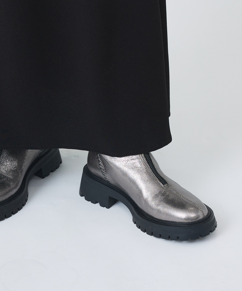 Au BANNISTER（オゥバニスター）の「軽量タンクソール フロントジップブーツ（ブーツ・レディース・ブラック/シルバー/キャメル・35/36/37/38/39）」の15枚目の写真