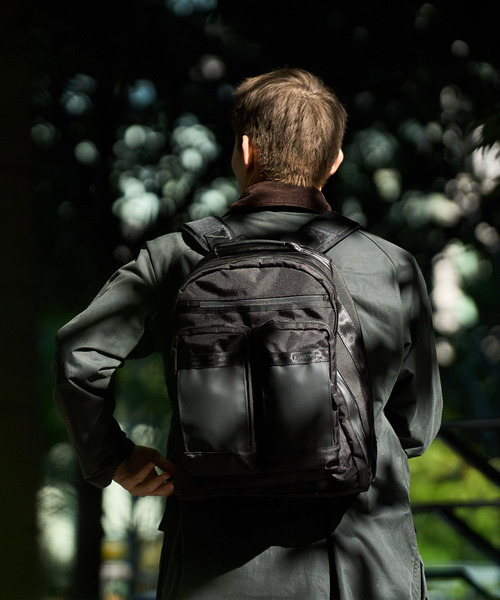 CHROME（クローム）の「［ CHROME / クローム ］AXCEL DAYPACK MD BK_BLACK / アクセル デイパック ミディアム ブラック 耐水 26L バックパック ビジネスバッグ 完全防水ポケット 15インチPC収納（バックパック/リュック・メンズ・ブラック・FREE）」の8枚目の写真