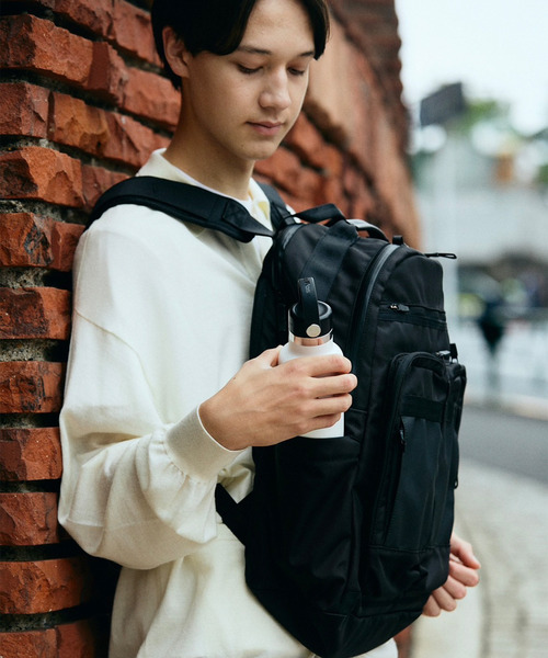 CHROME（クローム）の「［ CHROME / クローム ］AXCEL DAYPACK MD BK_BLACK / アクセル デイパック ミディアム ブラック 耐水 26L バックパック ビジネスバッグ 完全防水ポケット 15インチPC収納（バックパック/リュック・メンズ・ブラック・FREE）」の6枚目の写真