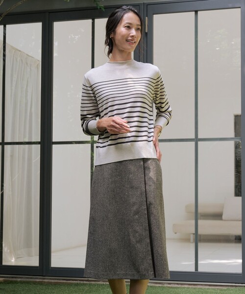 J.PRESS(ジェイプレス)の「ラメツイード スカート(スカート・レディース・ベージュ系/ブラウン系/グレー系・T17/T15/T13)」の6枚目の写真