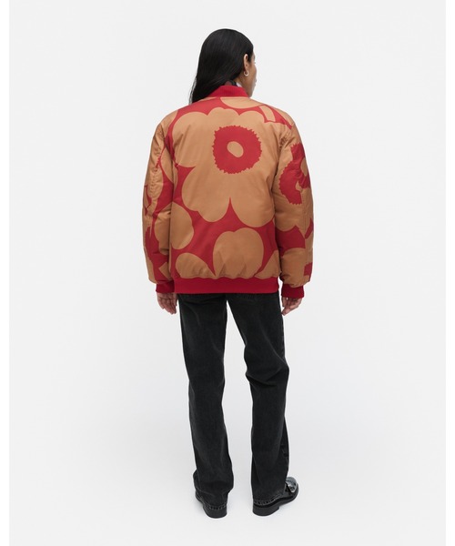 marimekko（マリメッコ）の「【一部店舗・オンラインストア限定】Blossa Unikko / padded coat（ダウンジャケット/コート・レディース・レッド・X-SMALL/MEDIUM）」の3枚目の写真