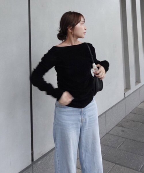 Remind me and forever（リマインドミーアンドフォーエバー）の「【@toitopoooo_____コラボ】シアーベロアトップス（Tシャツ/カットソー・レディース・ブラック/ダークブラウン/アイボリー・FREE）」の10枚目の写真