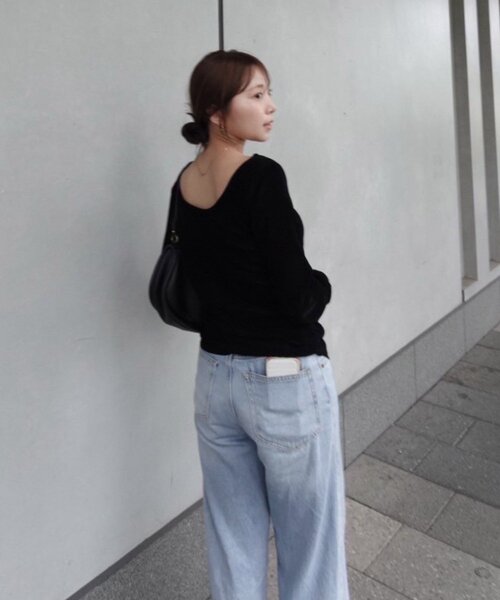 Remind me and forever（リマインドミーアンドフォーエバー）の「【@toitopoooo_____コラボ】シアーベロアトップス（Tシャツ/カットソー・レディース・ブラック/ダークブラウン/アイボリー・FREE）」の12枚目の写真