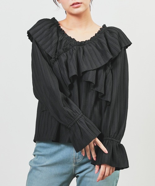Honeys(ハニーズ)の「オフショル2way(Tシャツ/カットソー・レディース・イエロー/アイボリー/サックスブルー/ブラック・L/LL/M/S)」の13枚目の写真