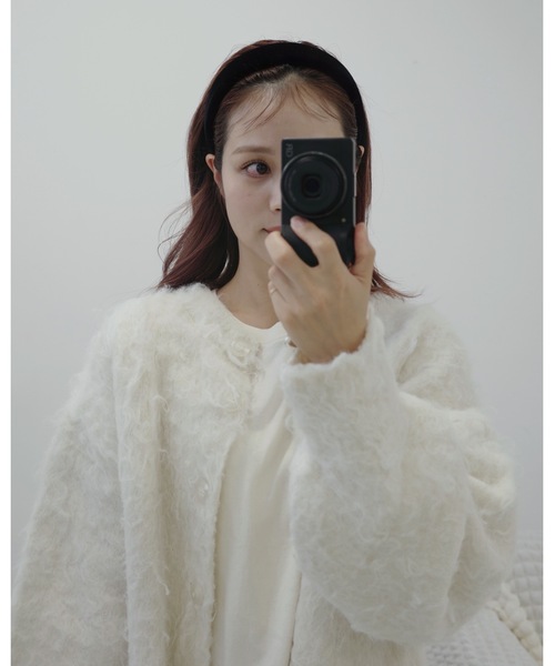 jumelle（ジュメロ）の「ベルベットカチューシャ（カチューシャ・レディース・ブラック・FREE）」の5枚目の写真