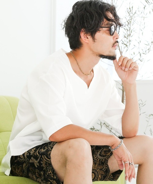 LUXSTYLE(ラグスタイル)の「キーネックリラックス半袖Tシャツ(Tシャツ/カットソー・メンズ・ホワイト/チャコールグレー/カーキ・L/M)」の4枚目の写真