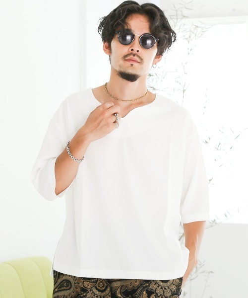 LUXSTYLE(ラグスタイル)の「キーネックリラックス半袖Tシャツ(Tシャツ/カットソー・メンズ・ホワイト/チャコールグレー/カーキ・L/M)」の5枚目の写真