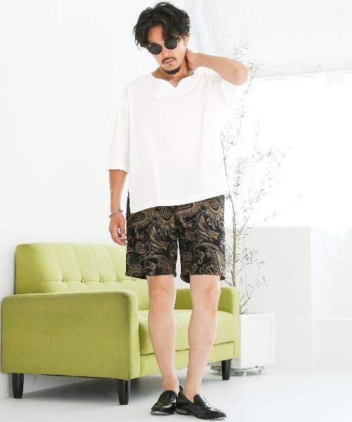 LUXSTYLE(ラグスタイル)の「キーネックリラックス半袖Tシャツ(Tシャツ/カットソー・メンズ・ホワイト/チャコールグレー/カーキ・L/M)」の6枚目の写真