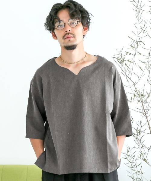 LUXSTYLE(ラグスタイル)の「キーネックリラックス半袖Tシャツ(Tシャツ/カットソー・メンズ・ホワイト/チャコールグレー/カーキ・L/M)」の8枚目の写真