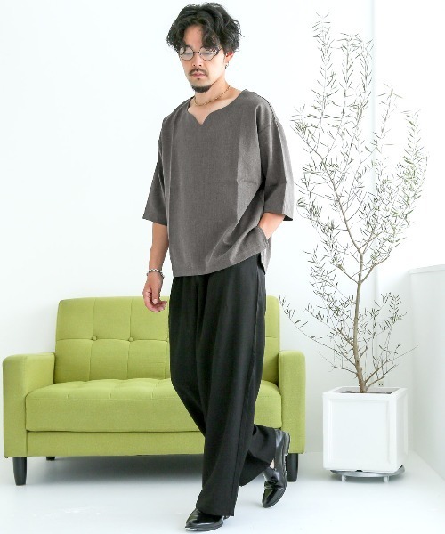 LUXSTYLE(ラグスタイル)の「キーネックリラックス半袖Tシャツ(Tシャツ/カットソー・メンズ・ホワイト/チャコールグレー/カーキ・L/M)」の9枚目の写真
