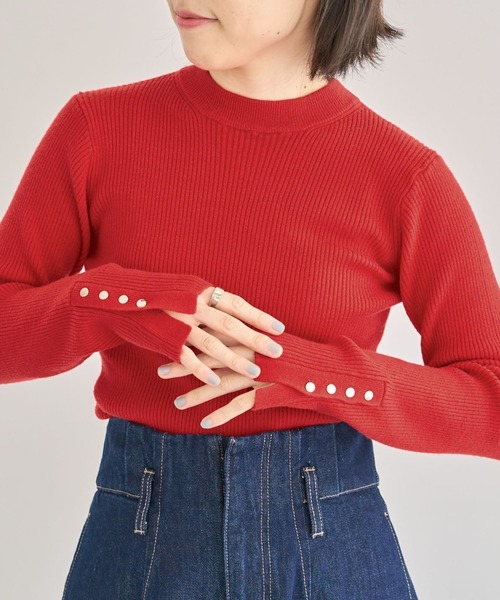 Green　Parks（グリーンパークス）の「【WEB限定】 もちやわ袖口釦リブニットプルオーバー（ニット/セーター・レディース・ブラウン/レッド/ブラック/オフホワイト/グレー/ブルー・FREE）」の6枚目の写真