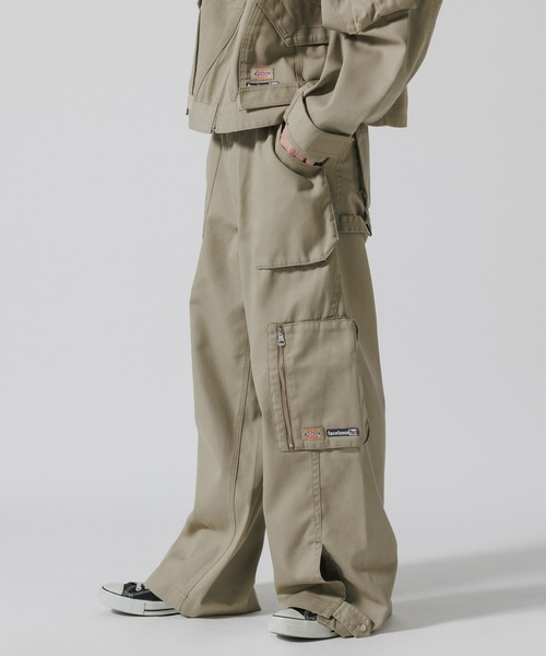 FACETASM（ファセッタズム）の「FACETASM/ファセッタズム×Dickies/ディッキーズ CARGO PANTS カーゴパンツ ワイドパンツ（カーゴパンツ・メンズ・オレンジ/ネイビー/ベージュ・5/4/3）」の22枚目の写真