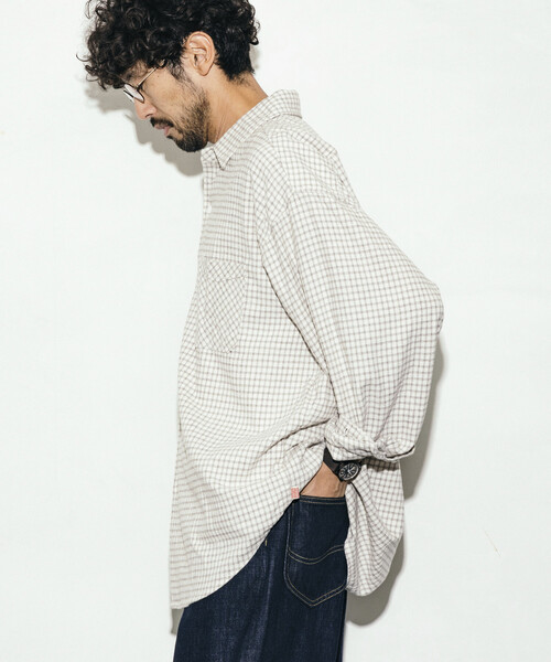 HINSON（ヒンソン）の「HINSON/ヒンソン レギュラーカラー ロングスリーブ フランネルシャツ（シャツ/ブラウス・メンズ・グレー/オフホワイト/ブラウン/グリーン/サックスブルー/ダークブラウン・SMALL/LARGE/MEDIUM）」の2枚目の写真