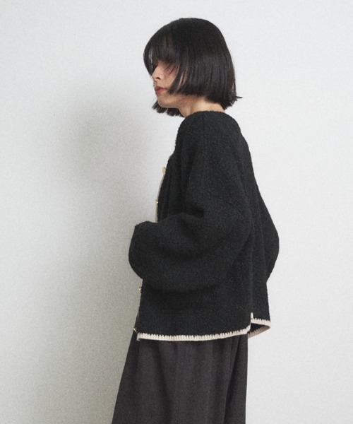 Shelly island（シェリーアイランド）の「配色メタルボタンブークレカーディガン（カーディガン/ボレロ・レディース・ブラック/グレー/ブラウン・FREE）」の21枚目の写真