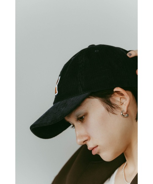 Knuth Marf(クヌースマーフ)の「corduroy cap(キャップ・レディース・ブラウン/ネイビー・ONE SIZE)」の9枚目の写真