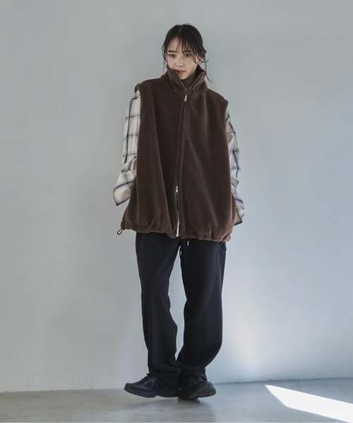 feepur(フェピュール)の「裏起毛カーブスウェットパンツ(スウェットパンツ・レディース・ブラック/ブラウン/杢グレー/オートミール・SMALL/MEDIUM)」の16枚目の写真