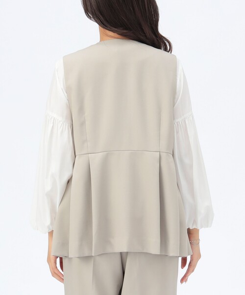 BEAMS HEART(ビームスハート)の「【セレモニー・ハレの日】キーネック タック ベスト(セットアップ対応)(ベスト・レディース・ブラウン系その他2/グレー/ブラック・FREE)」の19枚目の写真