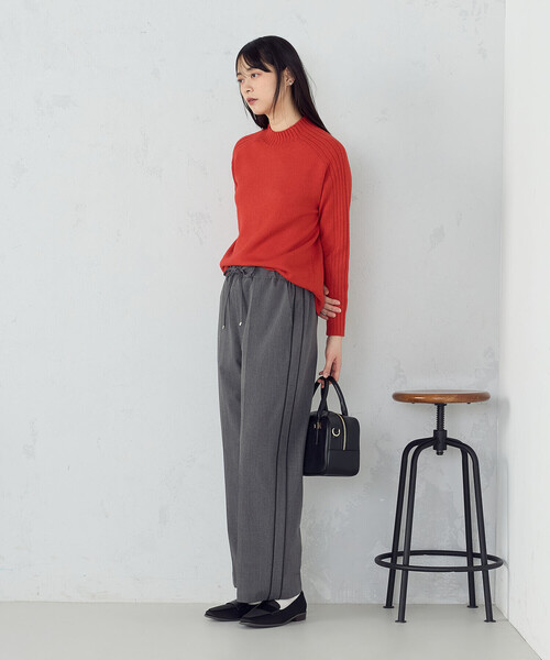 COMME CA ISM(コムサイズム)の「サイドライン ストレートパンツ(その他パンツ・レディース・グレー/ブラウン・MEDIUM/LARGE)」の4枚目の写真