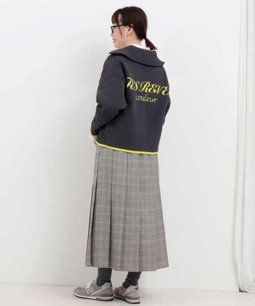 fredy couleur(フレディクルール)の「配色バックロゴZIPカーディガン(ニット/セーター・レディース・アイボリー/チャコールグレー/ベージュ・38)」の7枚目の写真