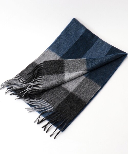 NOLLEY’S(ノーリーズ)の「カシミヤチェックマフラー30(ストール/ショール・メンズ・グレー系その他2/グレー系その他/ブルー系その他2/ブラウン系その他/ブラウン系その他2/ブルー系その他・FREE)」の2枚目の写真