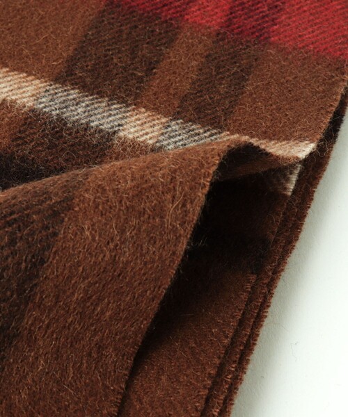 NOLLEY’S(ノーリーズ)の「カシミヤチェックマフラー30(ストール/ショール・メンズ・グレー系その他2/グレー系その他/ブルー系その他2/ブラウン系その他/ブラウン系その他2/ブルー系その他・FREE)」の15枚目の写真