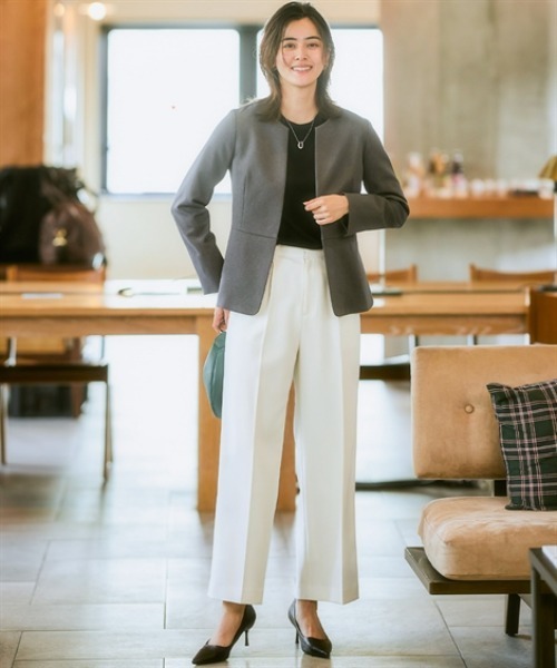 セール】【レディーススーツ】ペプラムジャケットパンツスーツ（ノー