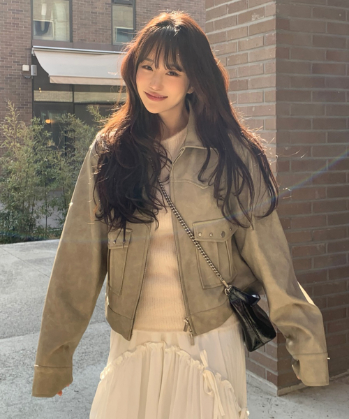 PLACE STUDIO（プレイススタジオ）の「シングルライダーポケットリベットレザーバイカージャケット_3COLOR（ライダースジャケット・レディース・ベージュ/ブラウン/ブラック・FREE）」の4枚目の写真