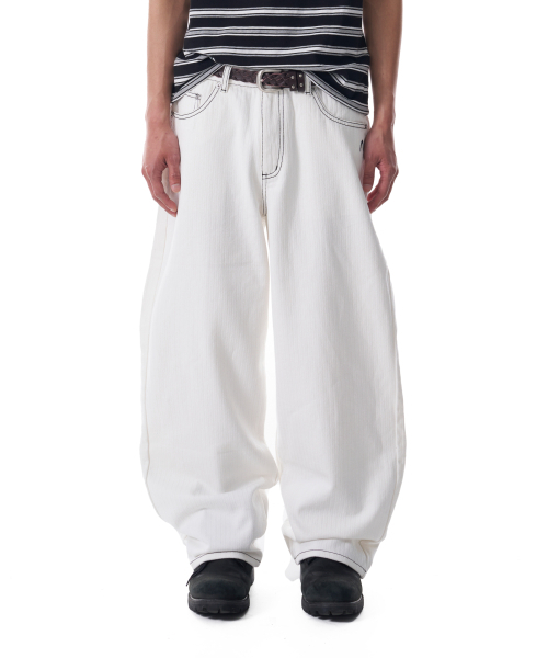 AAKAM(アーカム)の「Cinch Back Cotton Pants (Ivory)(その他パンツ・レディース・その他・1/2)」の2枚目の写真