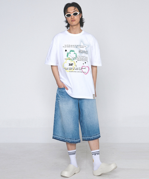GRAVER（グレーバー）の「[ユニセックス]スプレードゥードル半袖Tシャツ_ホワイト（Tシャツ/カットソー・レディース・ホワイト・SMALL/MEDIUM/LARGE/X-LARGE）」の3枚目の写真