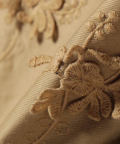 crinkle crinkle crinkl 3Dエンブロイダリーシャツ セール】crinkle crinkle crinkle:〈手洗い可能〉3D エンブロイダリー