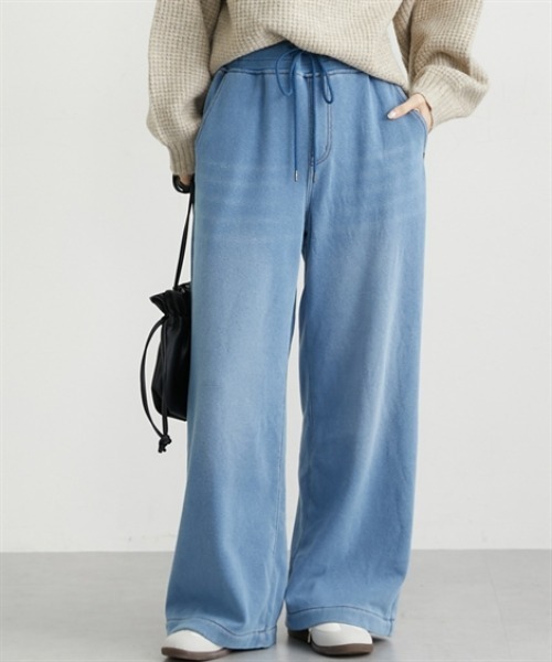 nissen（ニッセン）の「裏シャギーニットデニムワイドデニム（デニムパンツ・レディース・ブルー系/ネイビー系・M/L/LL）」の2枚目の写真