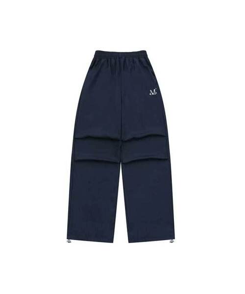 MUCENT(ムセント)の「ビルバオポリナイロンパラシュートストリングワイドパンツ 男女共用 (4カラー)(スウェットパンツ・レディース・ブラック/カーキ/ネイビー/チャコール・1/FREE)」の4枚目の写真