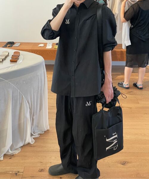MUCENT(ムセント)の「ビルバオポリナイロンパラシュートストリングワイドパンツ 男女共用 (4カラー)(スウェットパンツ・レディース・ブラック/カーキ/ネイビー/チャコール・1/FREE)」の19枚目の写真